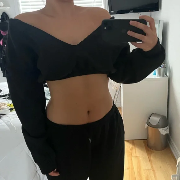 PrettyLittleThing - Picture 2 of 2